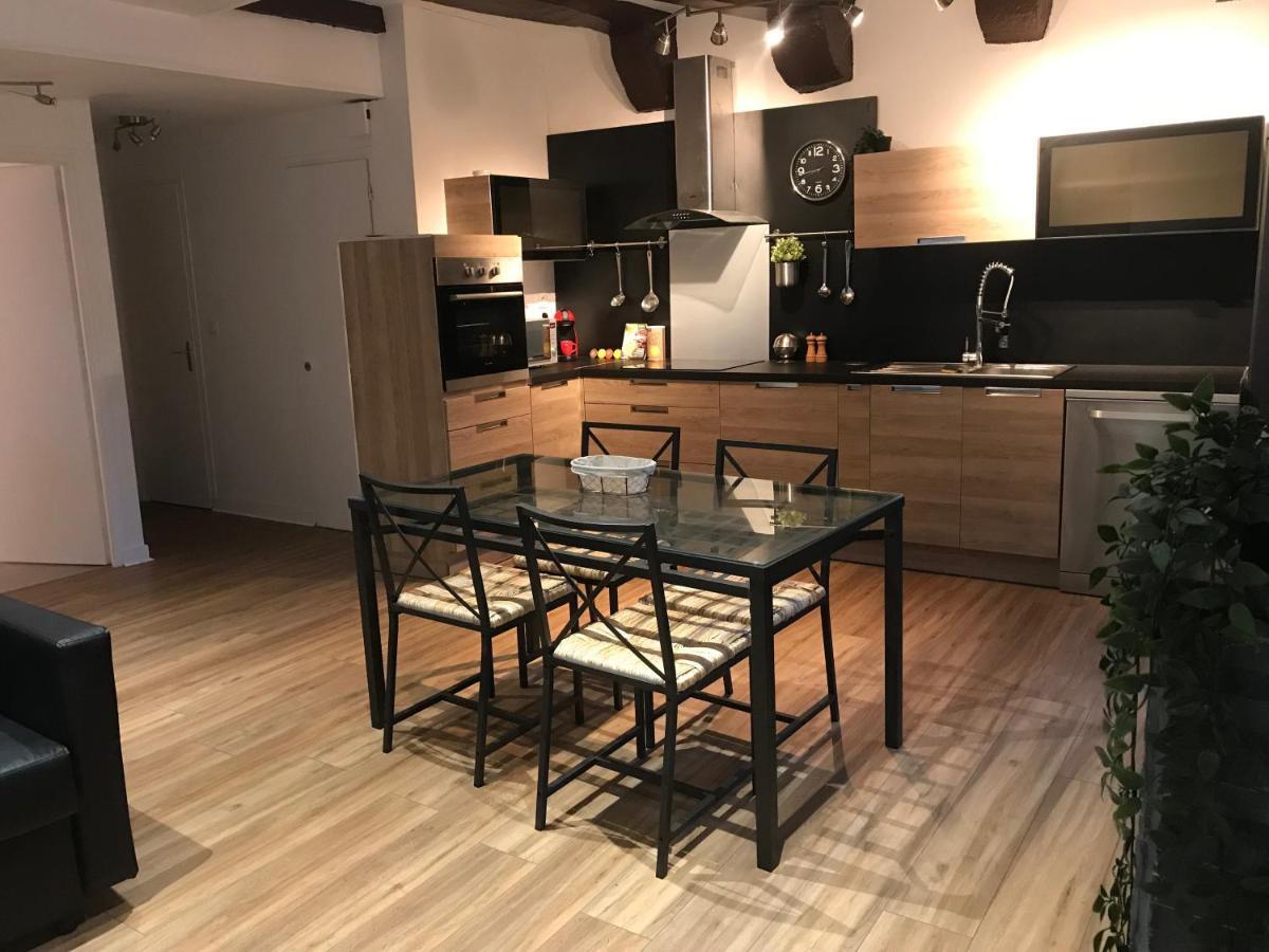 Charmant Appartement Plein Centre Auray Ngoại thất bức ảnh